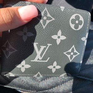 Louis Vuitton bifold wallet